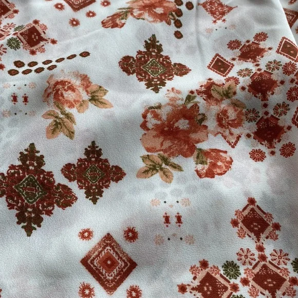 Women’s business casual 3/4 sleeve pink and deep orange colored top - Picture 5 of 5